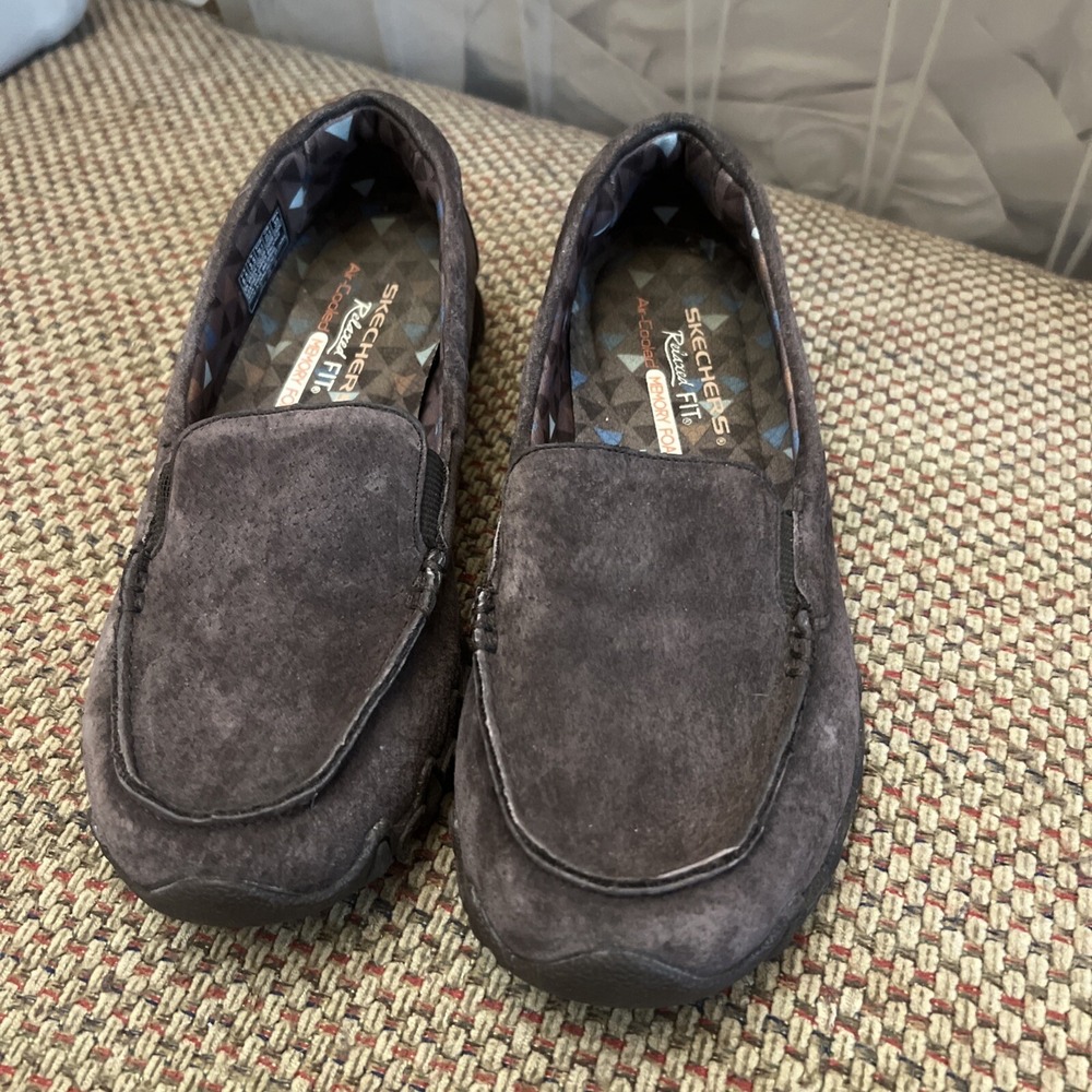 Skechers Women's Size 6.5 Chocolate Slip On Memory Foam Loafer Shoes Comfy